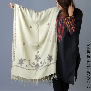 Off White Handmade Karela Muffler / Stole SHL-284-17