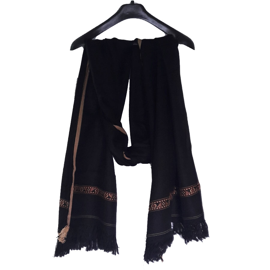 black shawl